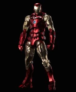 Sen-ti-nel Marvel Fighting Armor Iron Man Figure