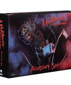 NECA Nightmare On Elm Street - Deluxe Accessory Set 7 NECA Nightmare On Elm Street - Deluxe Accessory Set