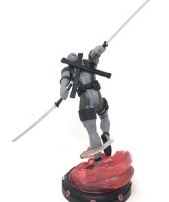 Diamond Select Toys Marvel Gallery: Deadpool (X-Force Costume) PVC Statue