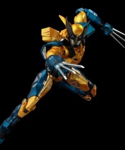 Sen-ti-nel Marvel Fighting Armor Wolverine Figure