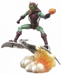 Diamond Select Toys Marvel Select: Green Goblin Action Figure