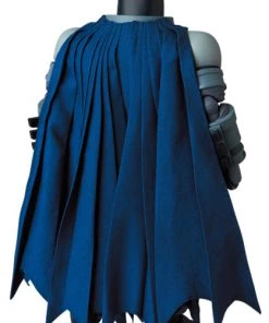 Medicom DC Comics Batman (Armored Batman Ver.) MAFEX Action Figure