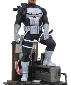 Diamond Select Toys Marvel Gallery Punisher (Comic Version) PVC Figure