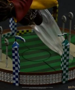 Iron Studios Harry Potter MiniCo Vinyl Statue - Harry Potter Quidditch Match 5 Iron Studios Harry Potter MiniCo Vinyl Statue - Harry Potter Quidditch Match