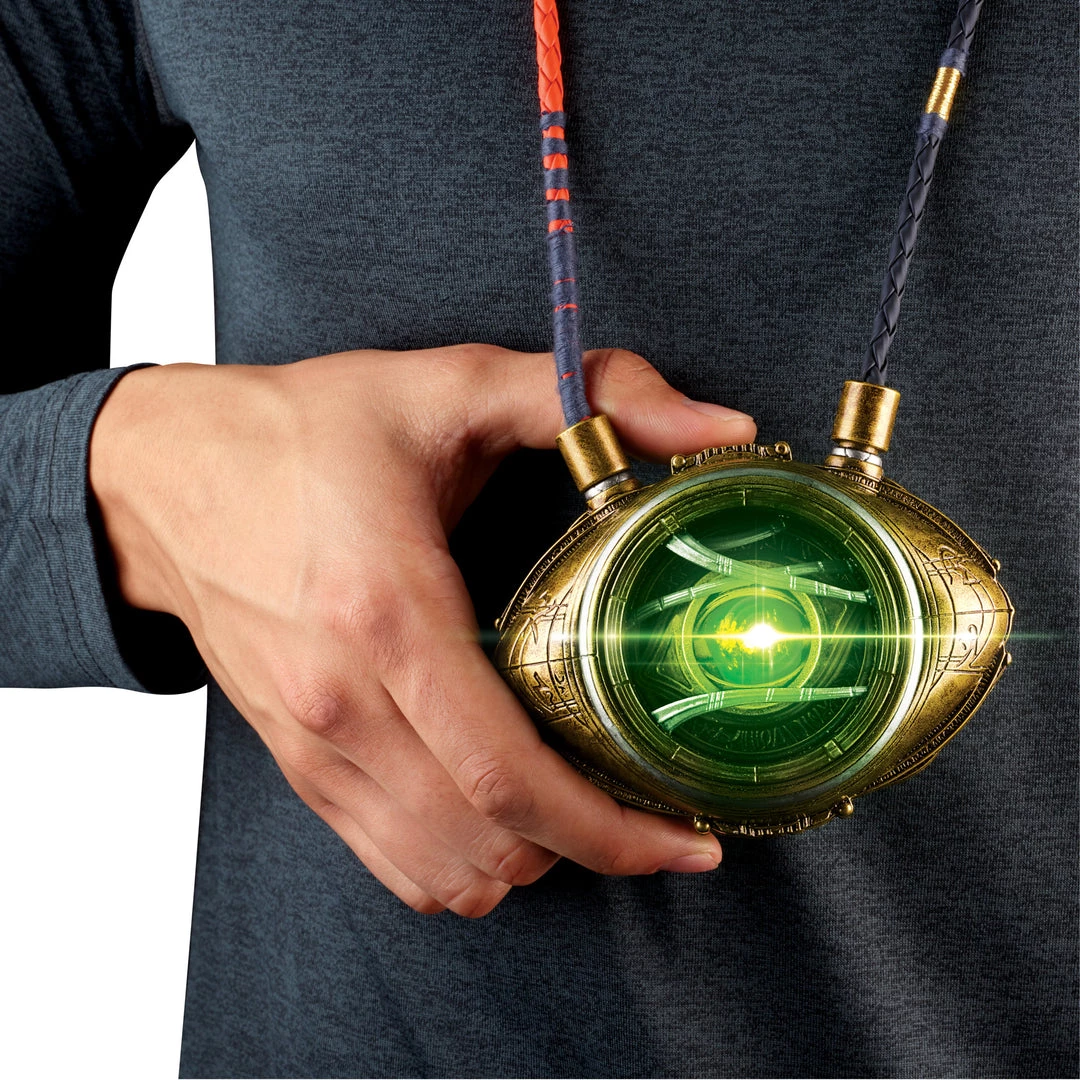 Hasbro Marvel Legends Eye Of Agamotto Prop Replica 2 Hasbro Marvel Legends Eye Of Agamotto Prop Replica