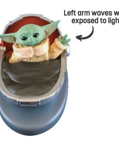 FanWraps Star Wars: The Mandalorian - Grogu Solar Dashboard Waver