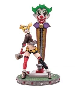 DC Comics DC Collectibles Designer Series - Harley Quinn Deluxe V2 Statue