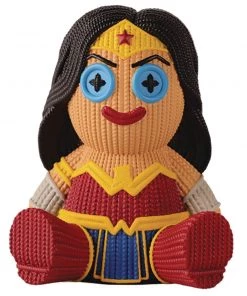 Bensussen Dutch & Associates Handmade By Robots Knit Series: DC Comics - Wonder Woman Vinyl Figure