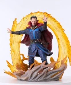 Diamond Select Toys Diamond Select Marvel Comic Gallery Dr. Strange 2 Movie PVC Figure