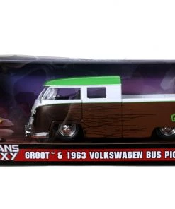 Jada Toys Marvel - Groot 1963 VW Buss Pickup 1/24 Diecast Action Figure