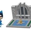 Funko Pop! Town: DC Comics - Hall Of Justice With Batman