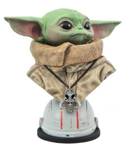 Diamond Select Toys Legends In 3D: Star Wars The Mandalorian - The Child 1/2 Scale Bust