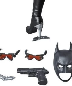 Medicom DC Comics Selina Kyle (Dark Knight Trilogy Ver. 2.0) MAFEX Action Figure