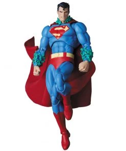 Medicom DC Comics Superman ("Batman: Hush" Ver.) MAFEX Action Figure