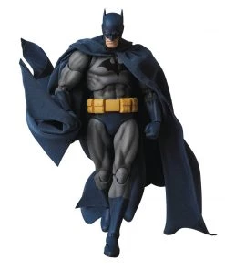 Medicom DC Comics Batman ("Batman: Hush" Ver.) MAFEX Action Figure