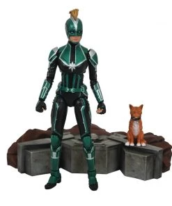 Diamond Select Toys: Marvel Select - Captain Marvel (Movie Ver.) Action Figure